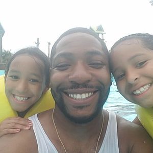 Meet your Posher, Dwayne